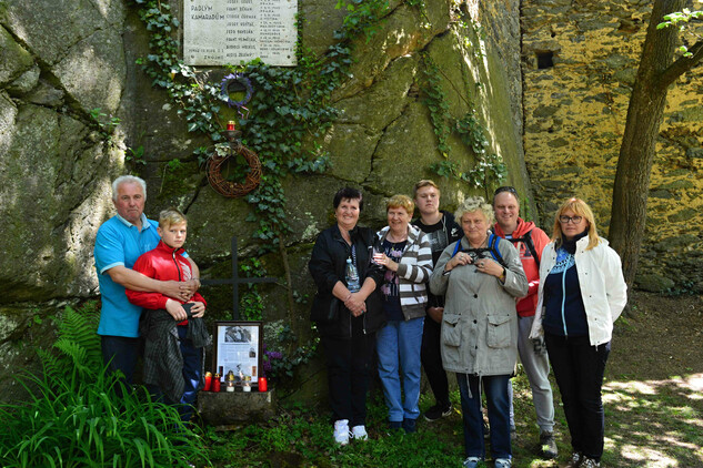 V roce 2017 navštívila hrad také rodina jednoho z hrdinů, F. Pavelky.